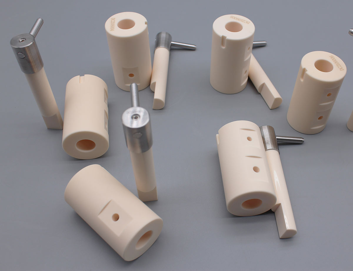 Micro filling pump, ceramic filling pump, Small Volume Filling pump, ceramic pump, filling pump, core, advanced ceramic, alumina, technical ceramic, Injection filling, Pharmaceutical, chemical, electroly, gw ceramics